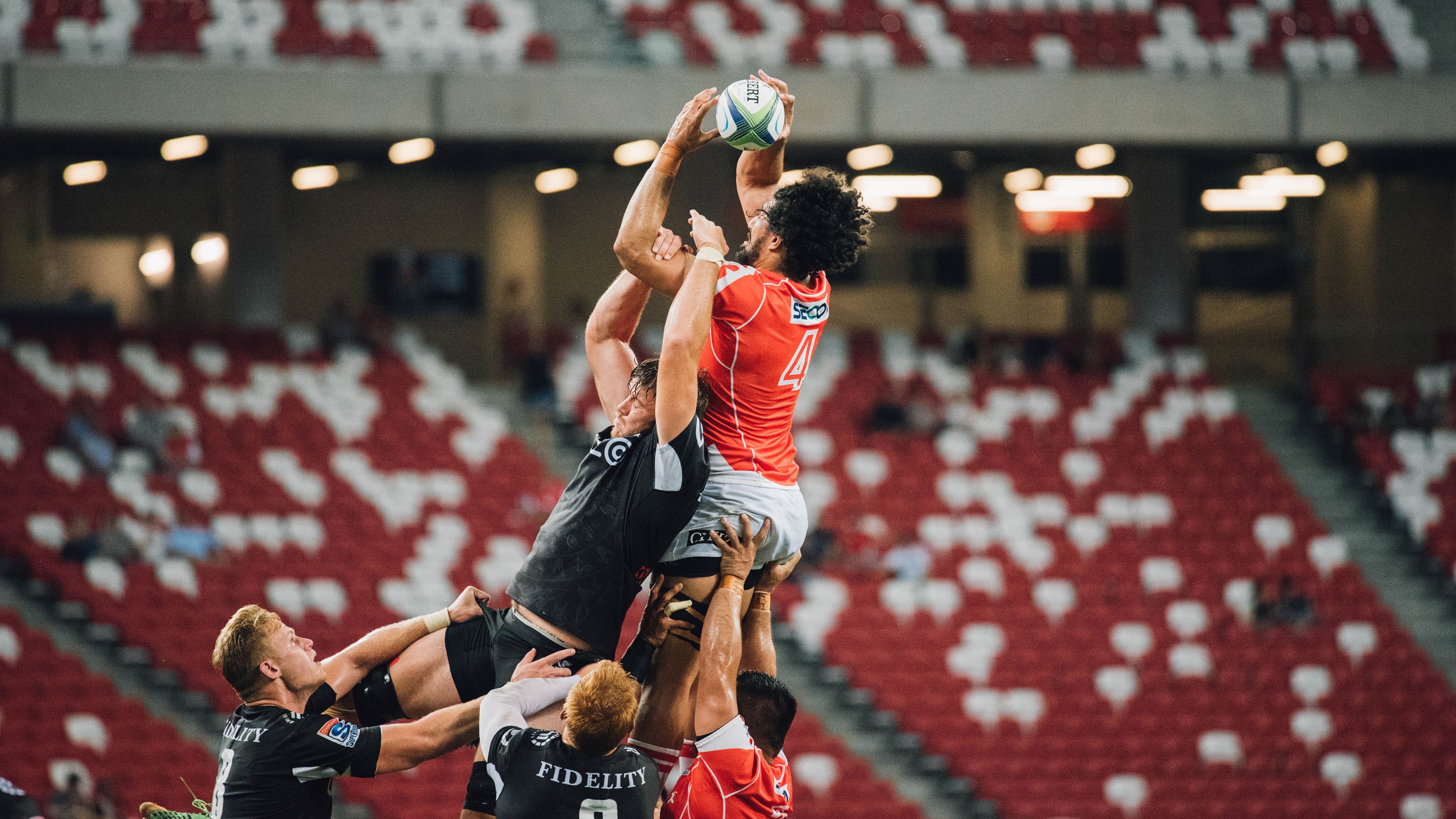 “世界泳坛精英对决,新加坡游泳锦标赛谁能登顶?”